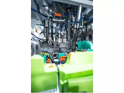 Ultraschallschweißen 1.jpg